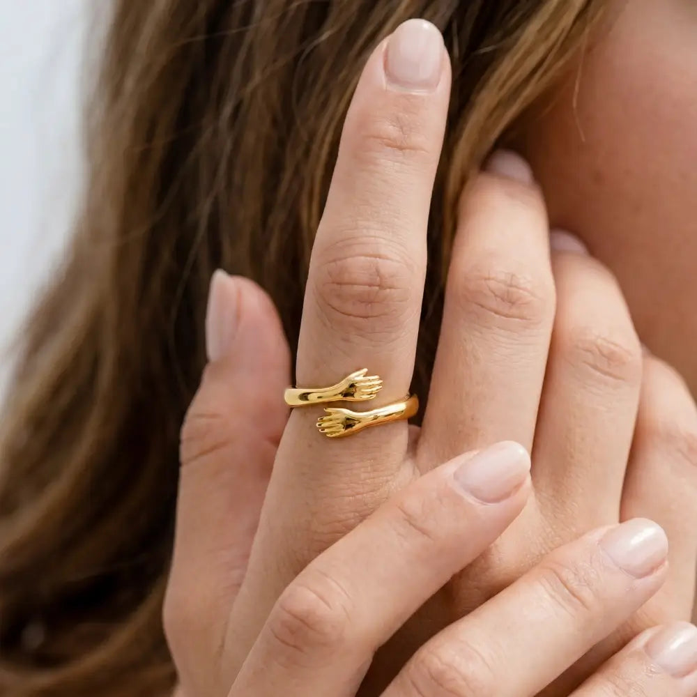 My Precious Daughter - Gold Hug Ring