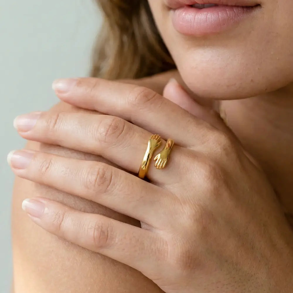 My Precious Daughter - Gold Hug Ring