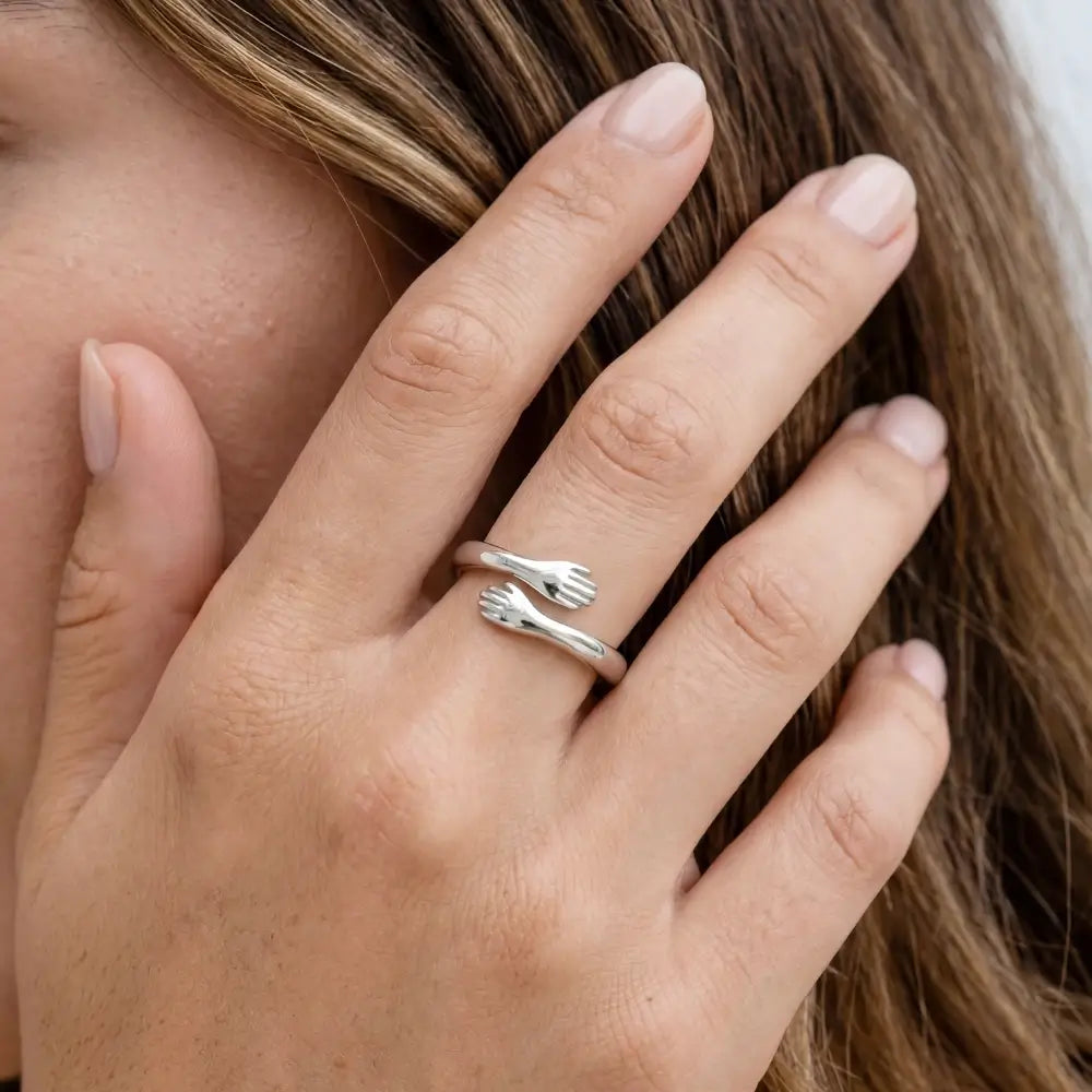 Hug Ring
